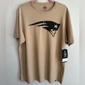 NWT New England Patriots ‘47 BRAND Dusted Khaki T-Shirt 🔥 Men’s Large